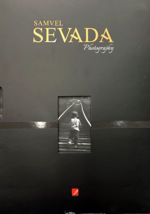 Լուսանկարներ և բանաստեղծություններ