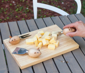 Cheese Board And Mouse Knives