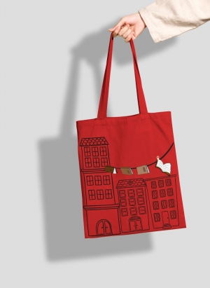 Կարմիր կտորե պայուսակ - Քաղաք