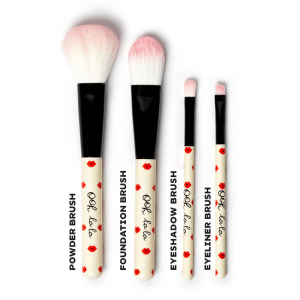 Set Of 4 Makeup Brushes  -  Oh My Glow! - Lips