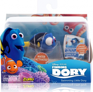 Finding Dory. Swimming Little Dory